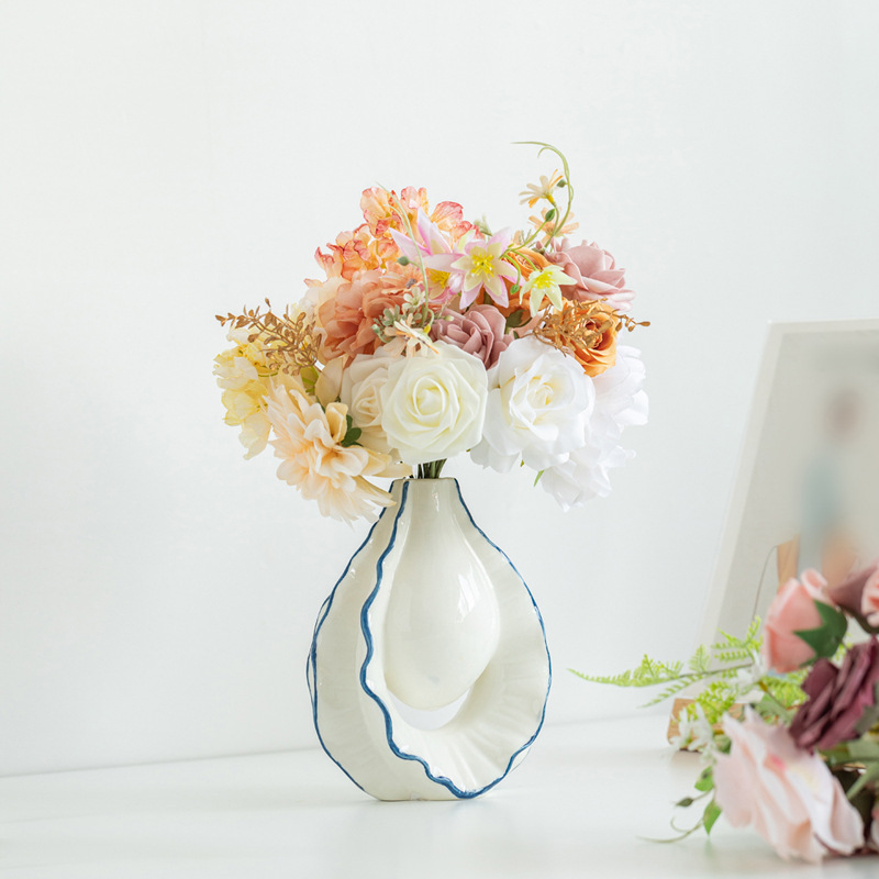 Simple style hand-painted white small fresh ceramic vase light luxury artistic home decoration